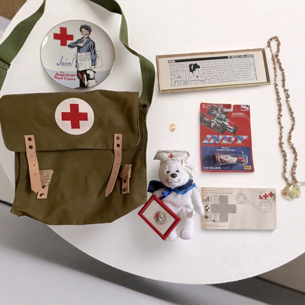 ATTENTION COLLECTORS: Great Gift for Red Cross volunteers or employees!
